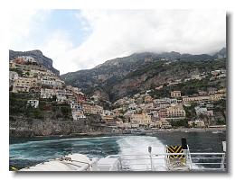 2011 05 15 Positano - Amalfi to Sorrento ferry makes a short stop